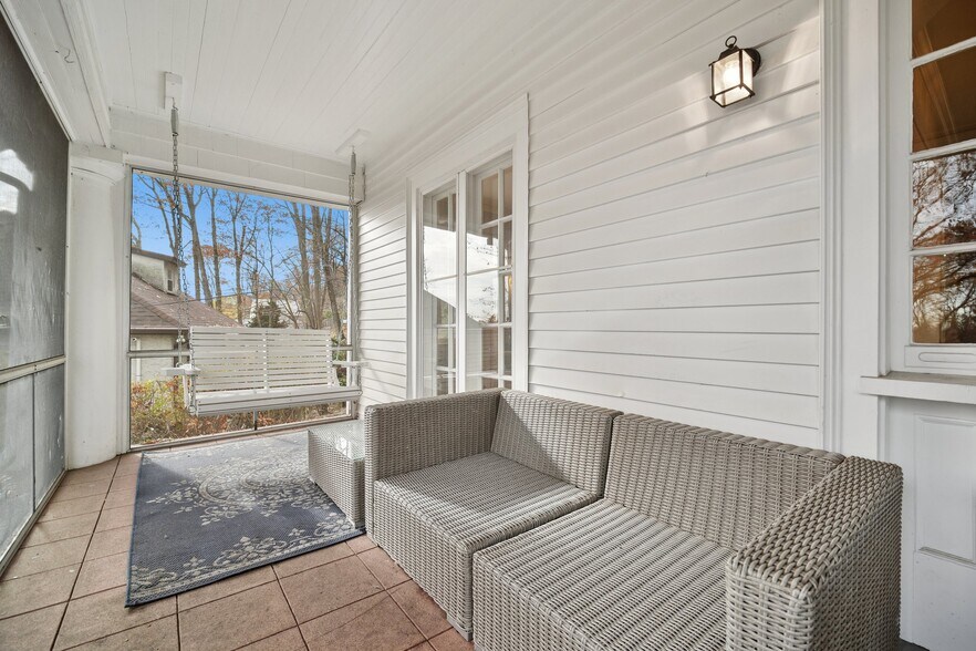 526 Highland Ave, Montclair, NJ à vendre - Photo de l’immeuble – Image 3 sur 35