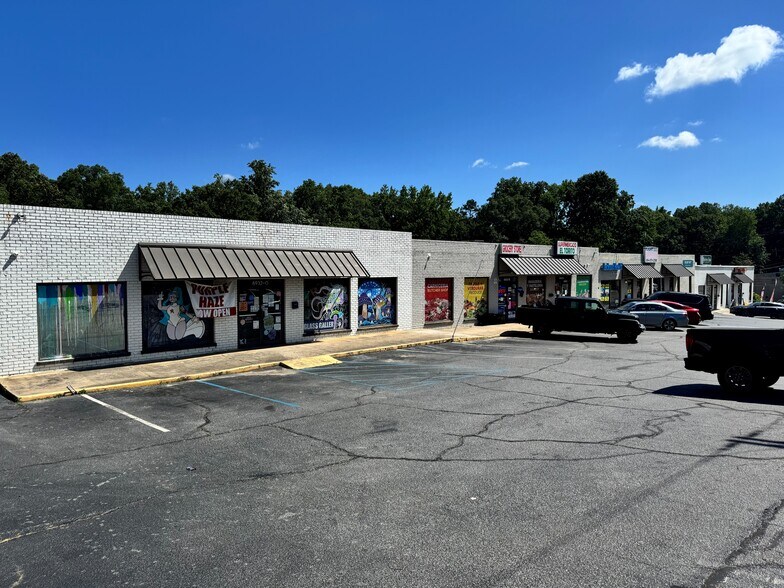 6932 Calhoun Memorial Hwy, Easley, SC à louer - Photo de l’immeuble – Image 3 sur 7