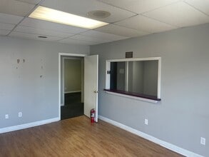 2121 Wilma Rudolph Blvd, Clarksville, TN à louer Photo intérieure– Image 2 sur 10
