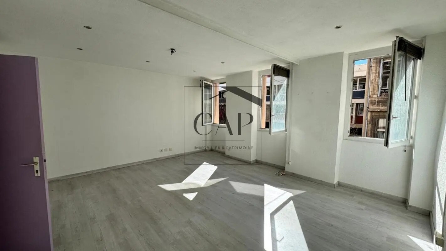 Bureau dans Marseille à vendre Photo intérieure– Image 1 sur 12