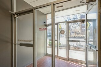 2903-2909 Ingersoll Ave, Des Moines, IA à louer Photo de l’immeuble– Image 1 sur 40