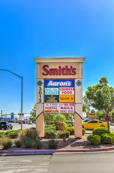 3053 W Craig Rd, North Las Vegas, NV à louer - Photo de l’immeuble – Image 3 sur 7