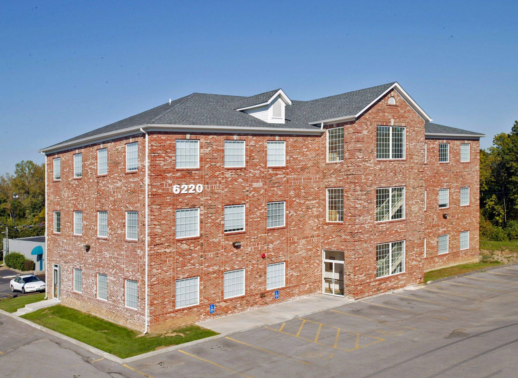6220 S Lindbergh Blvd, Saint Louis, MO à louer Photo principale– Image 1 sur 6