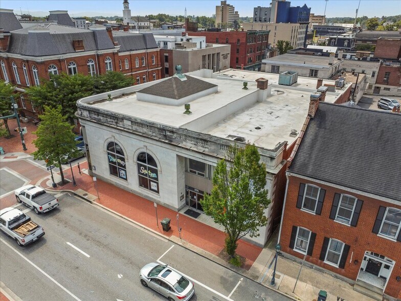 101 W Washington St, Hagerstown, MD à vendre - Photo de l’immeuble – Image 2 sur 2