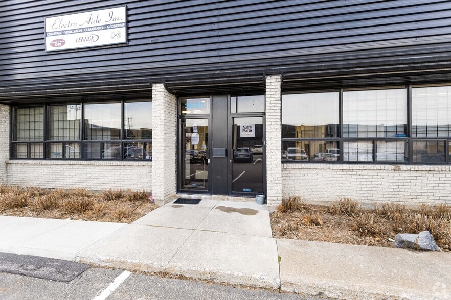 3440-3560 Rue Ashby, Montréal, QC à louer - Photo de l’immeuble – Image 3 sur 5
