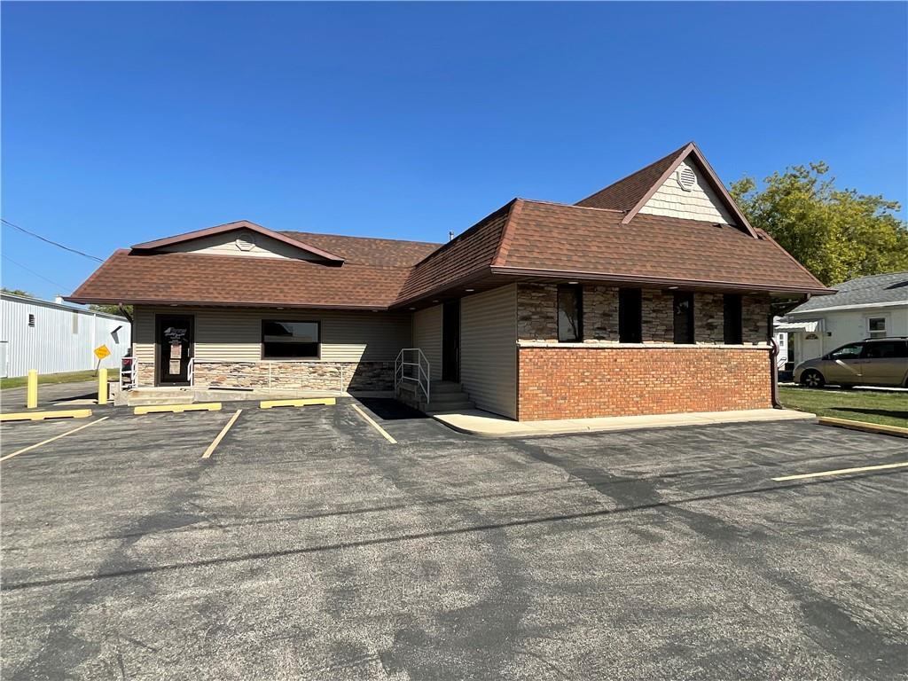 902 W Wabash Ave, Effingham, IL à vendre Photo principale– Image 1 sur 2