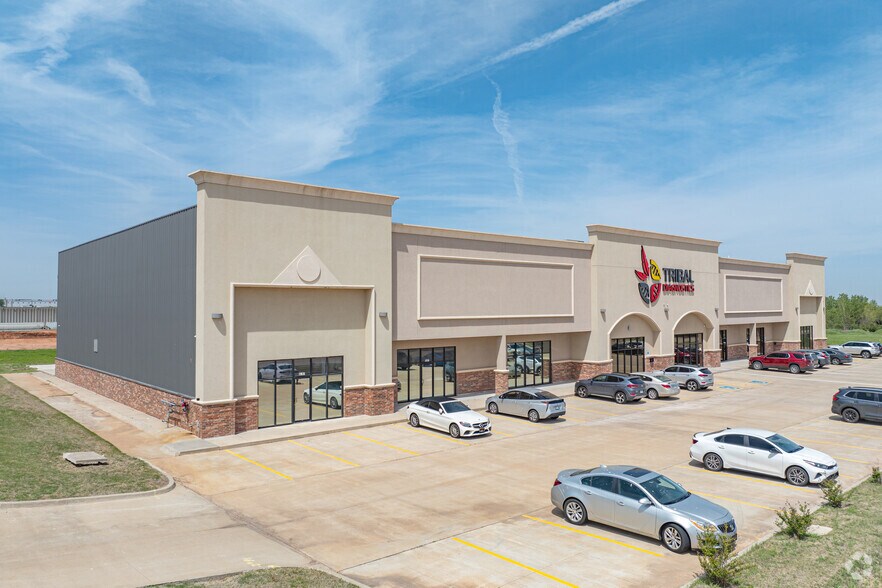 9217-9301 S Eastern Ave, Oklahoma City, OK à vendre - Photo principale – Image 1 sur 53