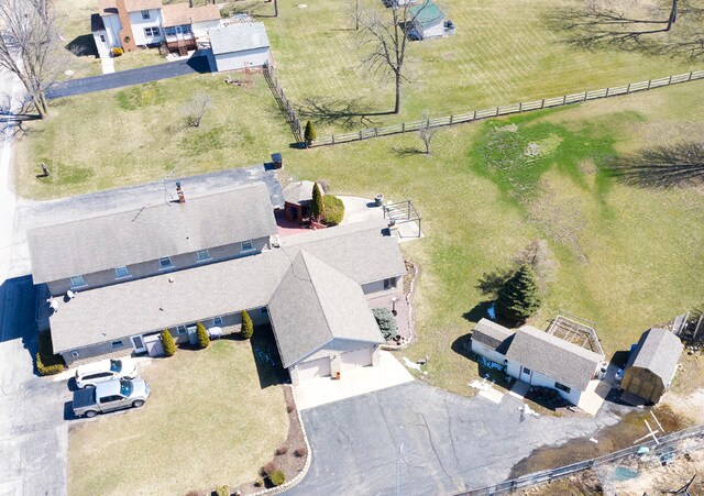 15909 Nelson Rd, Woodstock, IL à vendre - Photo de l’immeuble – Image 2 sur 22