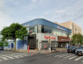 222-226 E Fordham Rd, Bronx, NY à louer Photo de l’immeuble– Image 2 sur 5