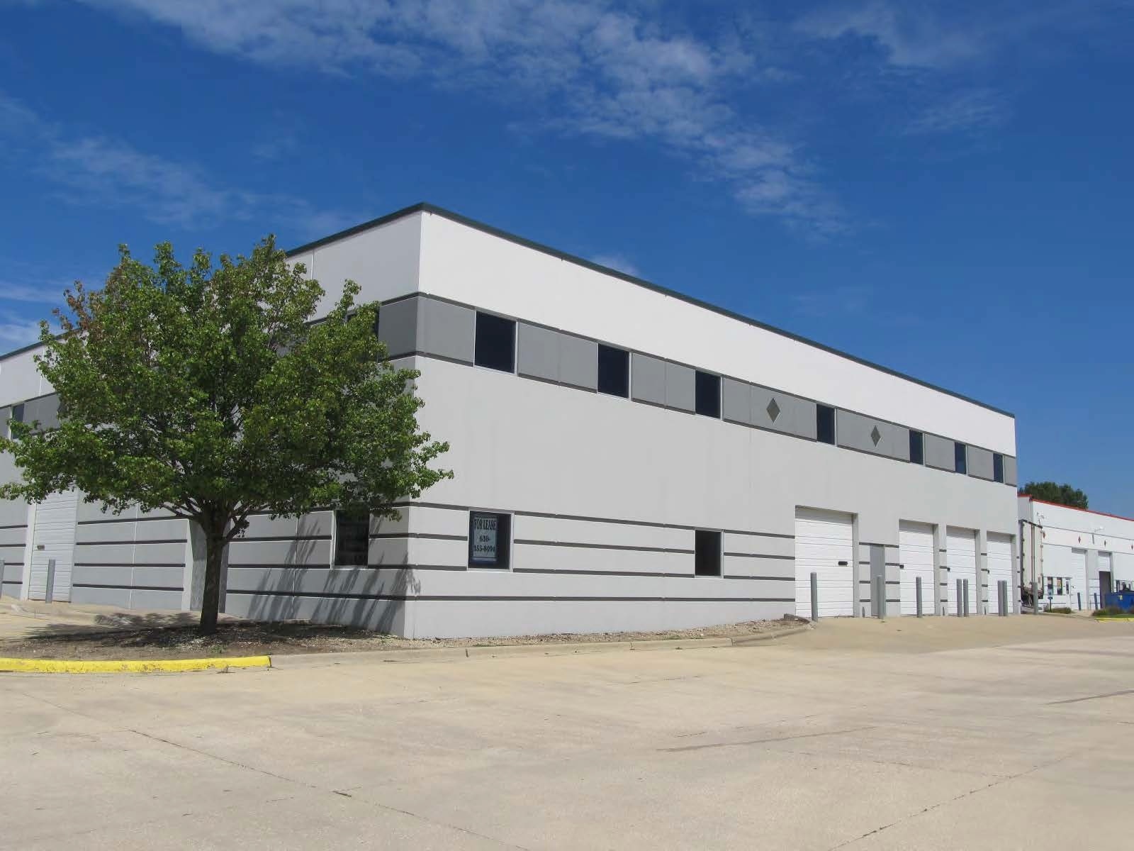 750 N 17th St, St Charles, IL à louer Photo intérieure– Image 1 sur 18