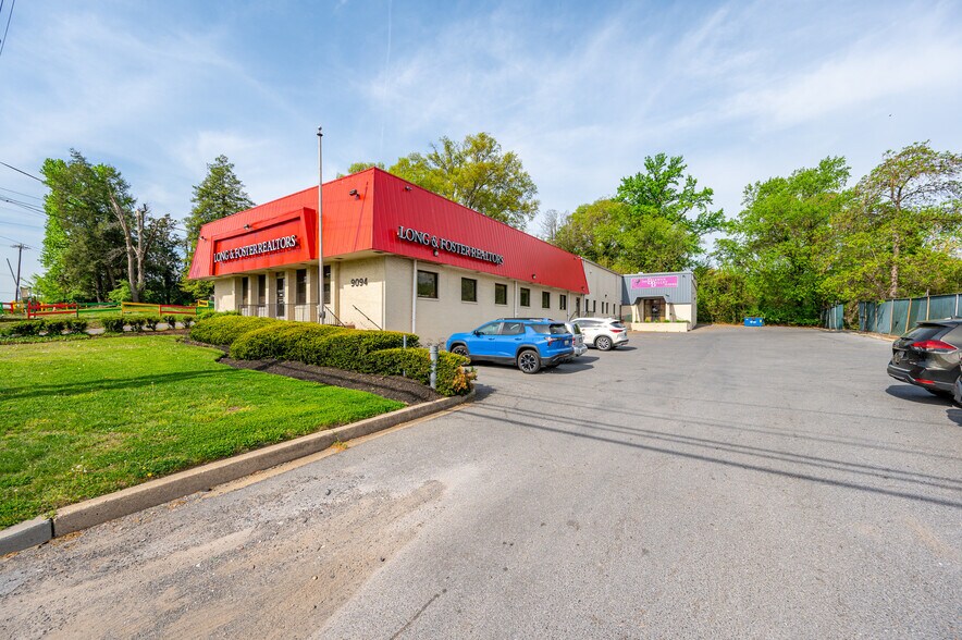 9094 Baltimore Ave, College Park, MD à louer - Photo de l’immeuble – Image 1 sur 6