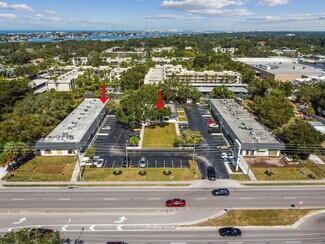 Plus de détails pour 14219 Walsingham Rd, Largo, FL - Local commercial à louer
