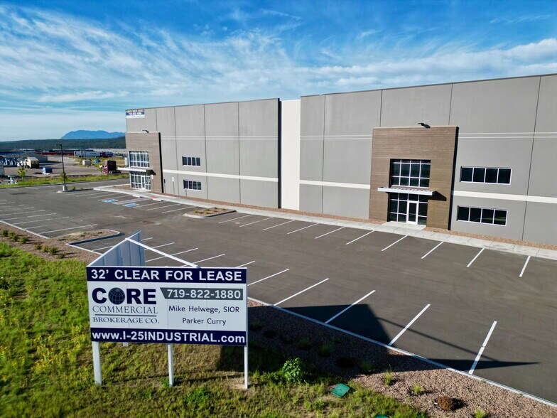 15707 Terrazzo dr, Colorado Springs, CO à louer - Photo de l’immeuble – Image 2 sur 30