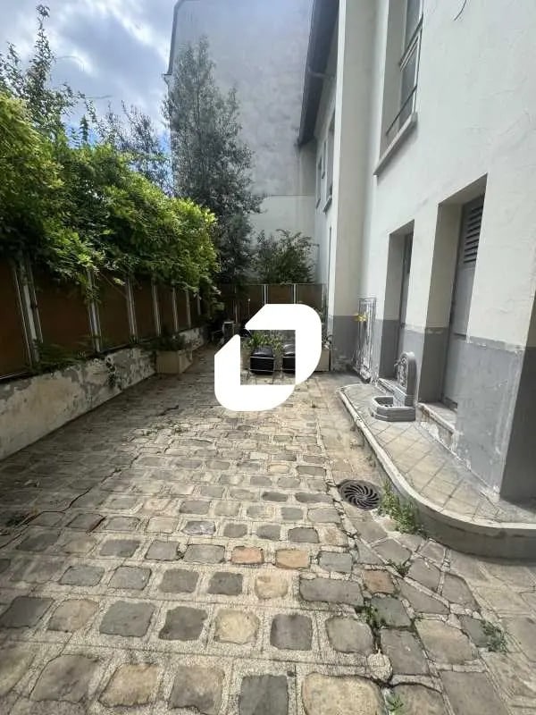 Rue Du Capitaine Ferber, Paris à louer Photo de l’immeuble– Image 1 sur 10