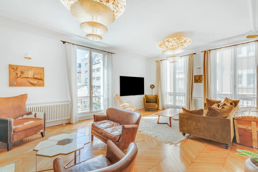 Bureau dans Paris à vendre - Photo de l’immeuble – Image 3 sur 15