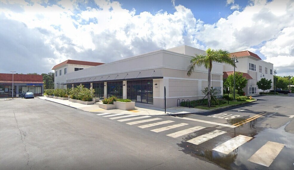 3102-3372 S University Dr, Miramar, FL à louer - Photo de l’immeuble – Image 2 sur 5