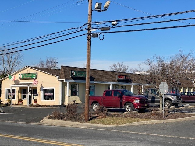 306-310 W Sylvania Ave, Neptune City, NJ à vendre - Photo de l’immeuble – Image 2 sur 6