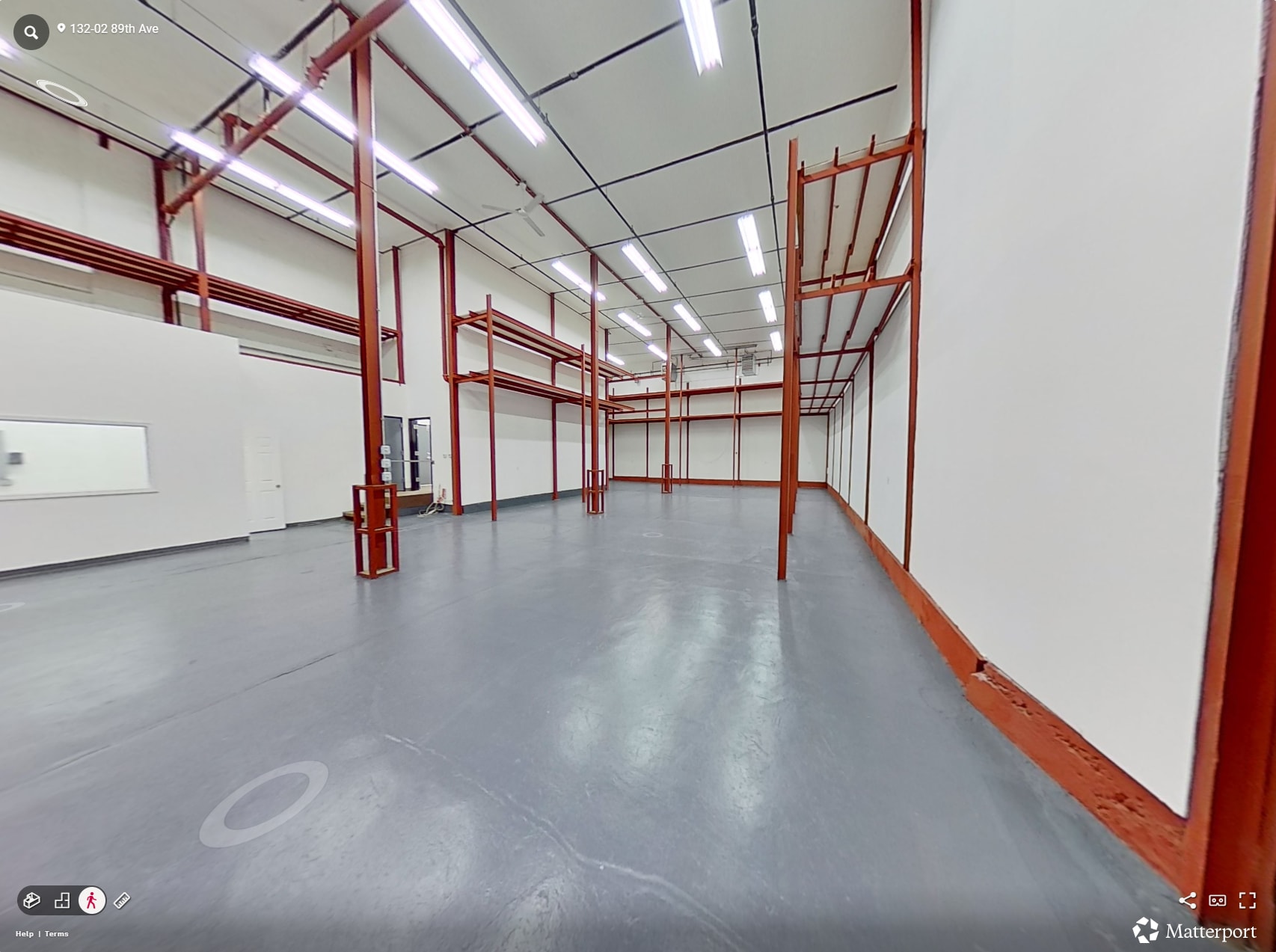 13202 89th Ave, Richmond Hill, NY à louer Photo intérieure– Image 1 sur 2