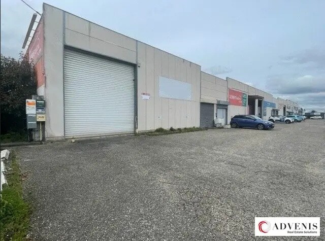Local d’activités dans Mérignac à louer - Photo de l’immeuble – Image 1 sur 2