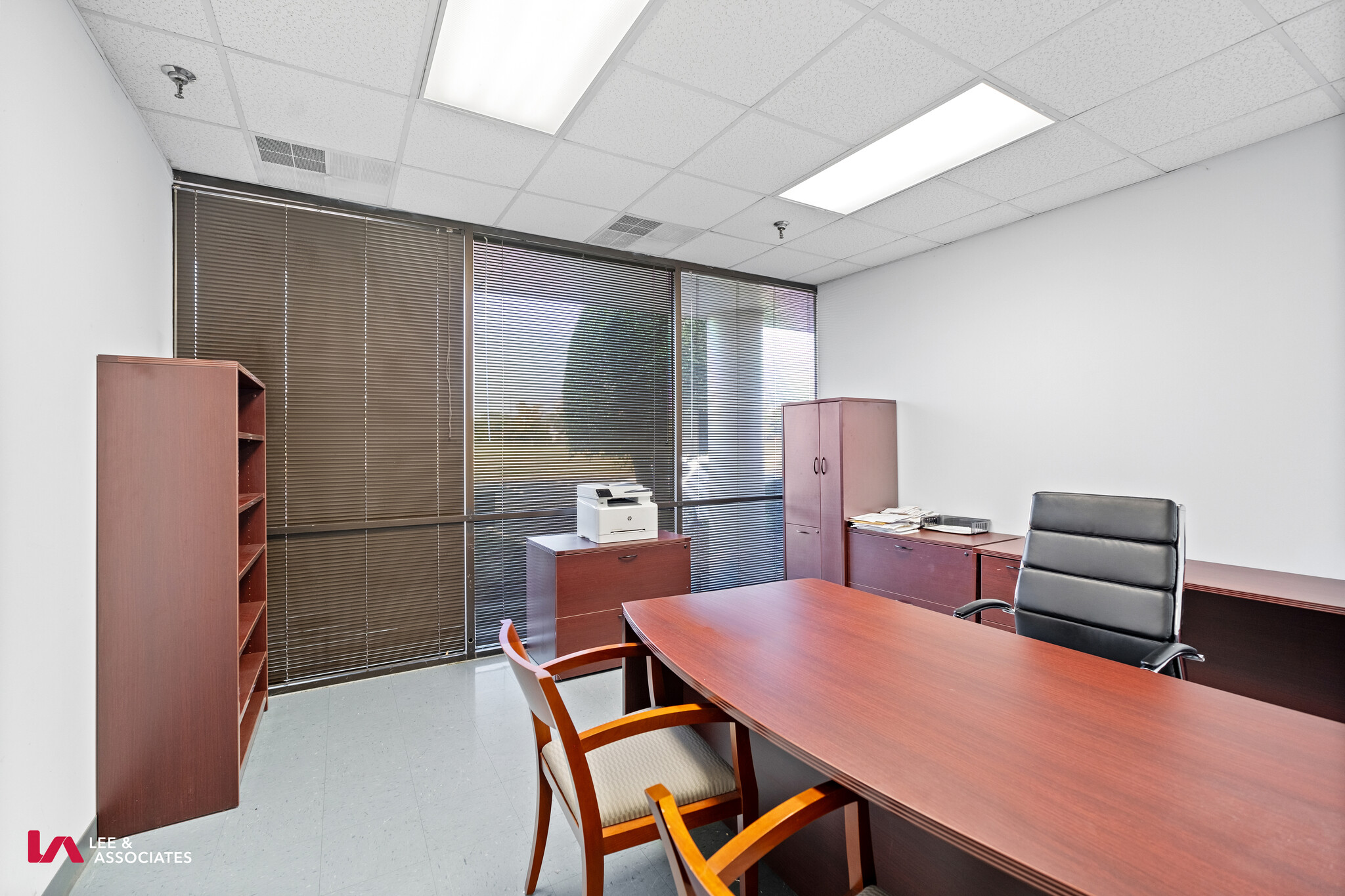 5020-5072 Clark Howell Hwy, College Park, GA à louer Photo intérieure– Image 1 sur 11