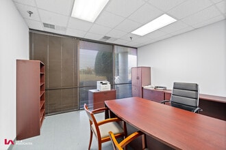5020-5072 Clark Howell Hwy, College Park, GA à louer Photo intérieure– Image 1 sur 11