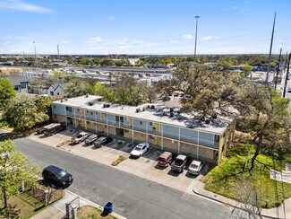 Plus de détails pour 515 Krebs Ln, Austin, TX - Logement à vendre