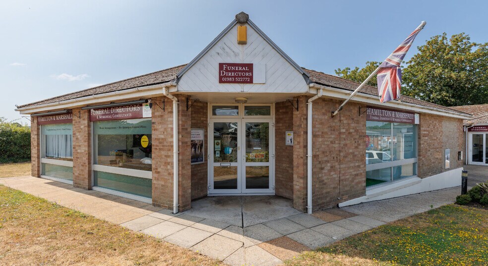 Medina Way, Newport à vendre - Photo principale – Image 1 sur 3