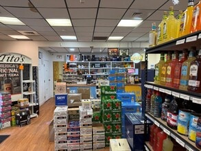 31 Grassy Plain St, Bethel, CT à louer Photo intérieure– Image 2 sur 4