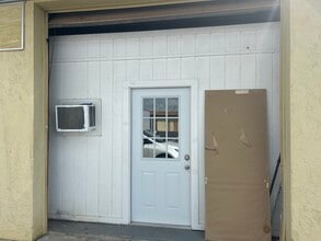 3080 N Washington Blvd, Sarasota, FL à louer Photo intérieure– Image 1 sur 8