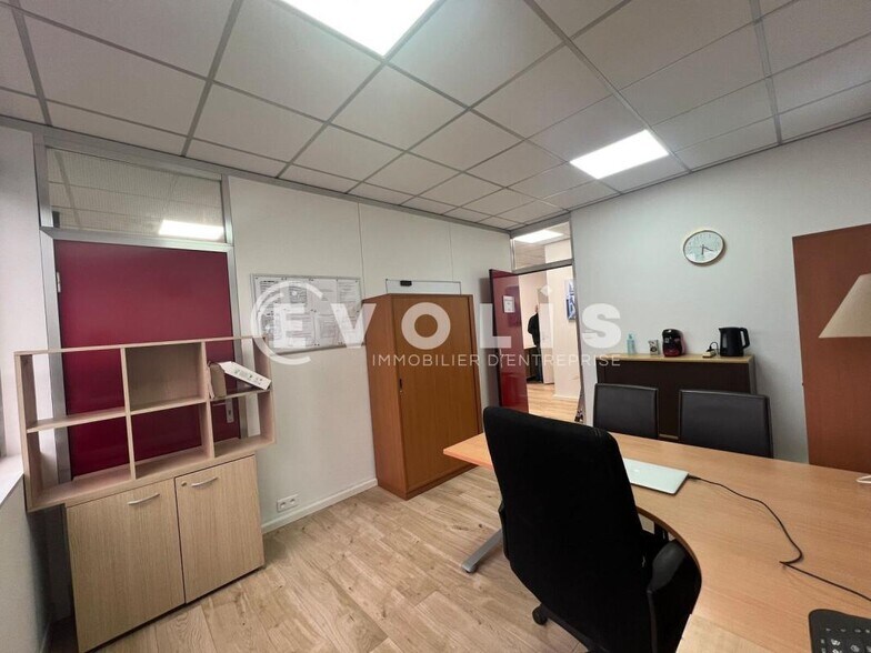 Bureau dans Villebon-sur-Yvette à louer - Photo intérieure – Image 2 sur 14