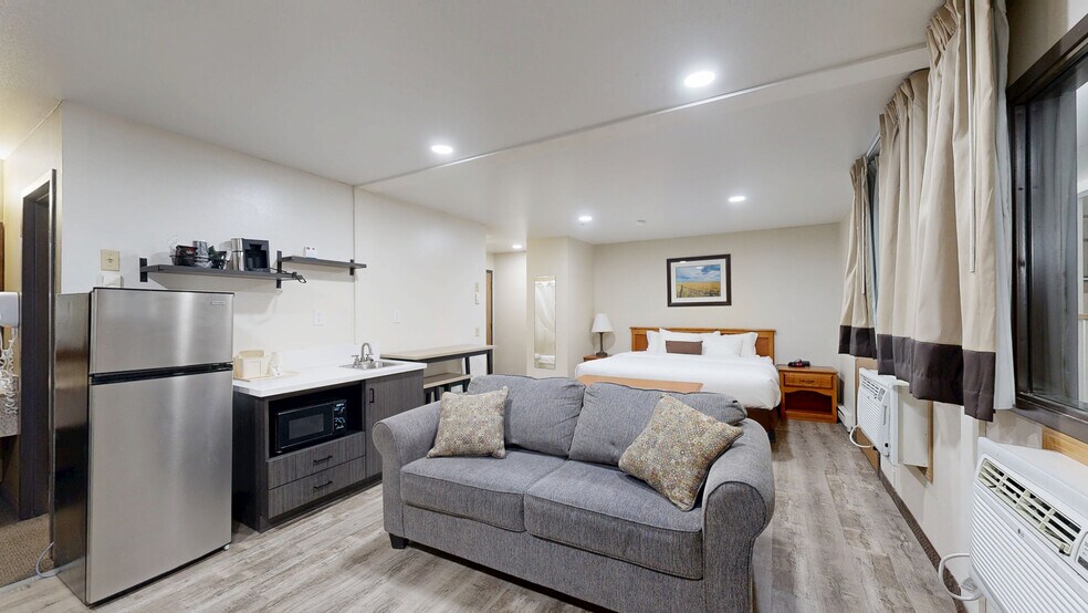 Dual-Branded Studio 6 / Motel 6 Minot portefeuille de 2 biens à vendre sur LoopNet.fr - Numérisation 3D Matterport – Image 3 sur 22