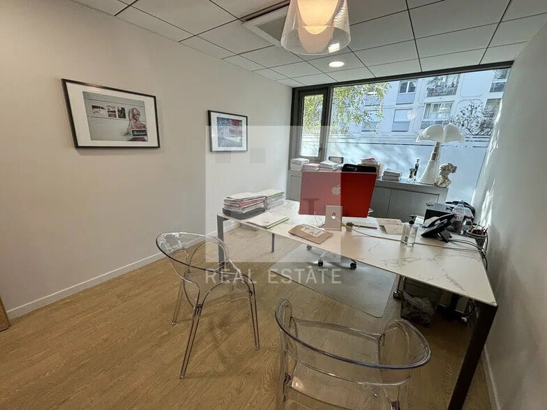 Bureau dans Lyon à louer - Photo de l’immeuble – Image 2 sur 12
