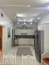 958 Service St, West Palm Beach, FL à louer Photo intérieure– Image 1 sur 4