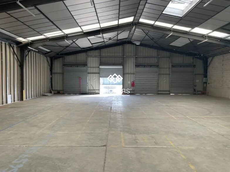 Industriel/Logistique dans Montbéliard à louer - Photo de l’immeuble – Image 1 sur 3