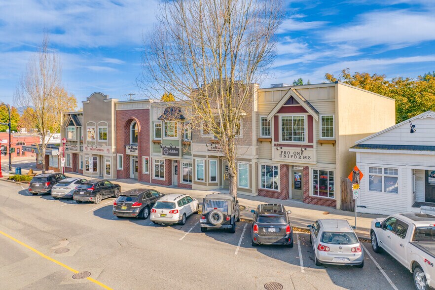 2636 Montrose Ave, Abbotsford, BC à vendre - Photo de l’immeuble – Image 2 sur 4