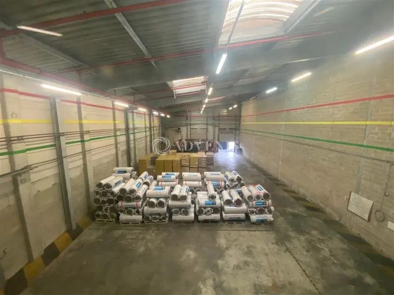 Local d’activités dans Bonneuil-sur-Marne à louer Photo de l’immeuble– Image 1 sur 9