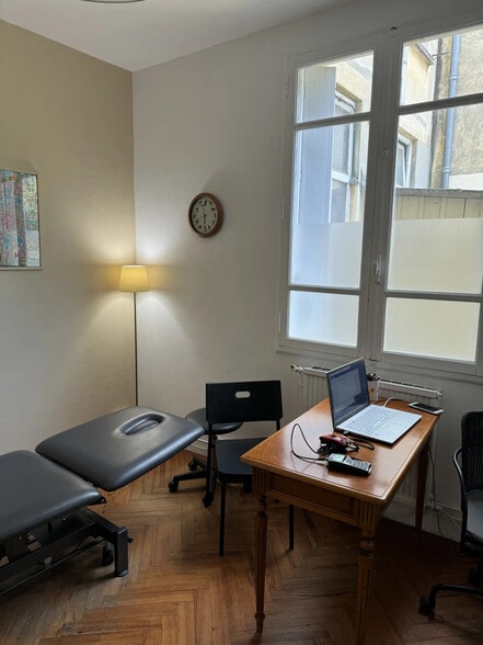 161 Rue Emile Combes, Mérignac à louer - Photo de l’immeuble – Image 3 sur 5