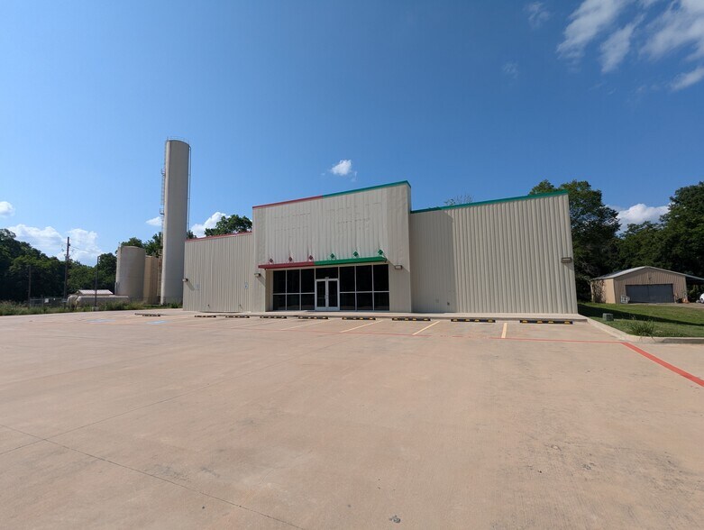 9343 2nd St, Batson, TX à louer - Photo de l’immeuble – Image 2 sur 24