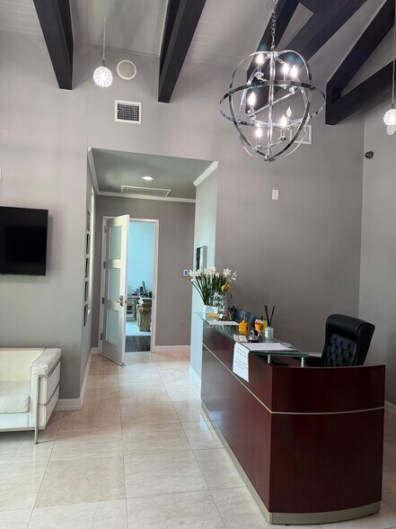 14603 Huebner Rd, San Antonio, TX à louer - Photo de l’immeuble – Image 3 sur 16