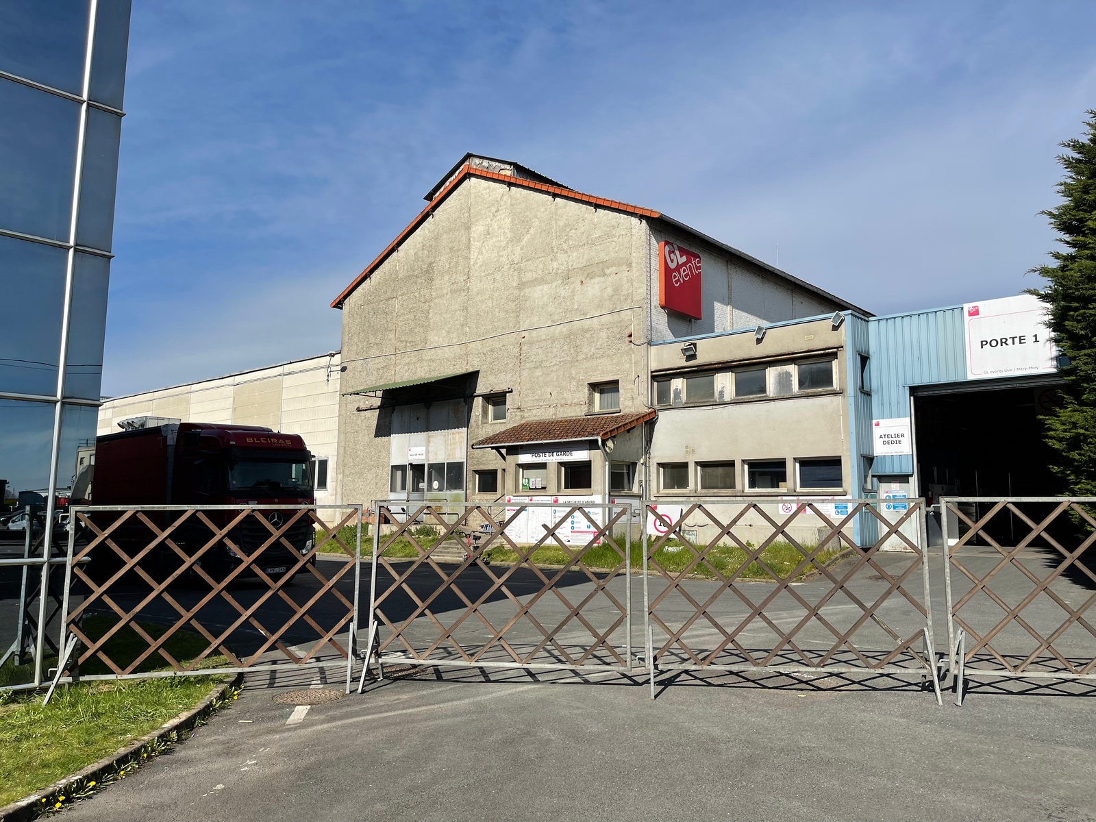 Industriel/Logistique dans Mitry-Mory à vendre Photo de l’immeuble– Image 1 sur 9