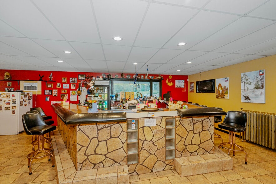 4368 S County Road E, South Range, WI à vendre - Photo intérieure – Image 2 sur 20