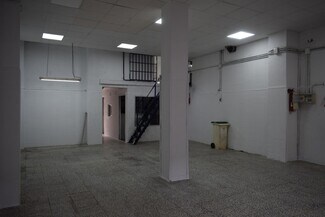 Plus de détails pour Local commercial à vendre