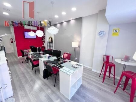 Local commercial dans Valdemoro, Madrid à louer Photo intérieure– Image 1 sur 12