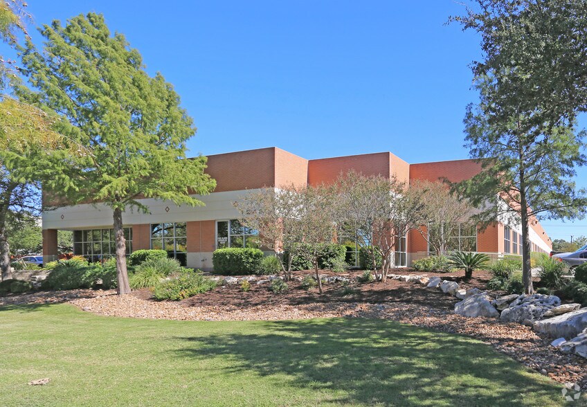 12460 Network Blvd, San Antonio, TX à louer - Photo de l’immeuble – Image 3 sur 8