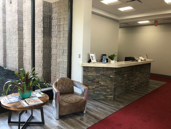 Plus de détails pour 10 Kingsbridge Rd, Fairfield, NJ - Bureau à louer