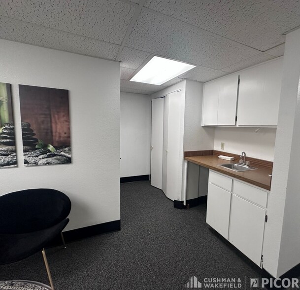 6628 E Carondelet Dr, Tucson, AZ à vendre - Photo intérieure – Image 3 sur 13