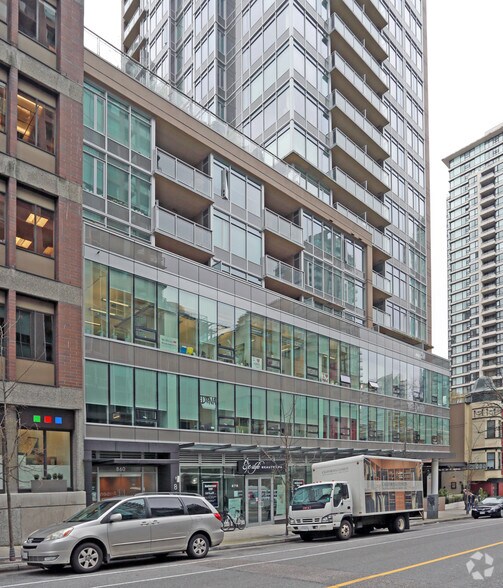 860 Homer St, Vancouver, BC à louer - Photo de l’immeuble – Image 1 sur 15