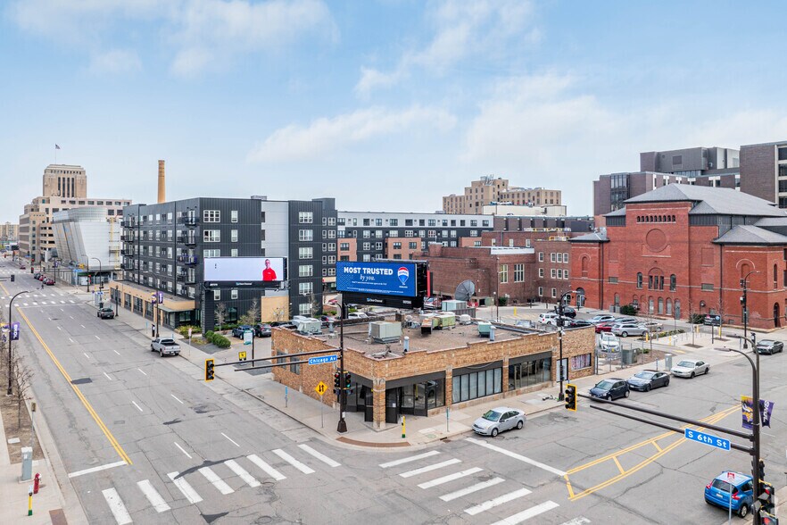 601 Chicago Ave, Minneapolis, MN à louer - Photo de l’immeuble – Image 2 sur 7