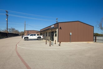 12780 W State Highway 29, Liberty Hill, TX à louer Photo de l’immeuble– Image 1 sur 3