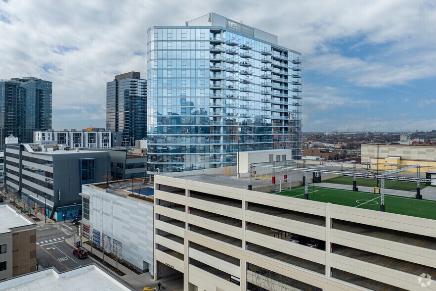 1457 N Halsted St, Chicago, IL à louer - Photo de l’immeuble – Image 2 sur 30